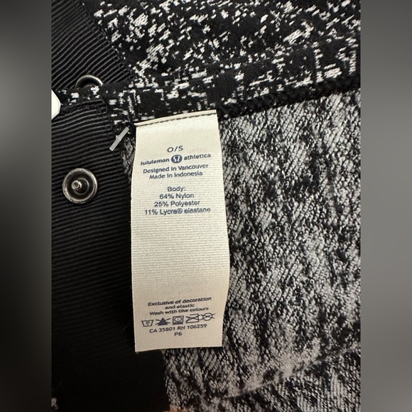 NWT Lululemon Vinyasa Wrap Scarf - Picture 3 of 8